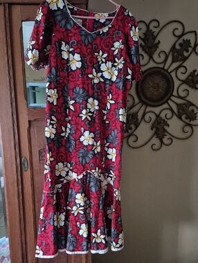 Hilo Hattie Red Floral Maxi Dress with White & Gray Blooms